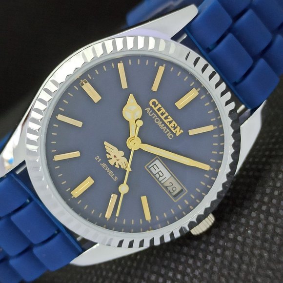 Citizen Other - Vintage 1974 Citizen Automatic mens Silver/Blue Watch W/daydate & Rubber Strap